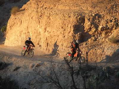 Mobiketours Marokko Tourarchiv Januar 2010, Seite 1, Bild 2: Enduroreise zwischen Atlas und Sahara